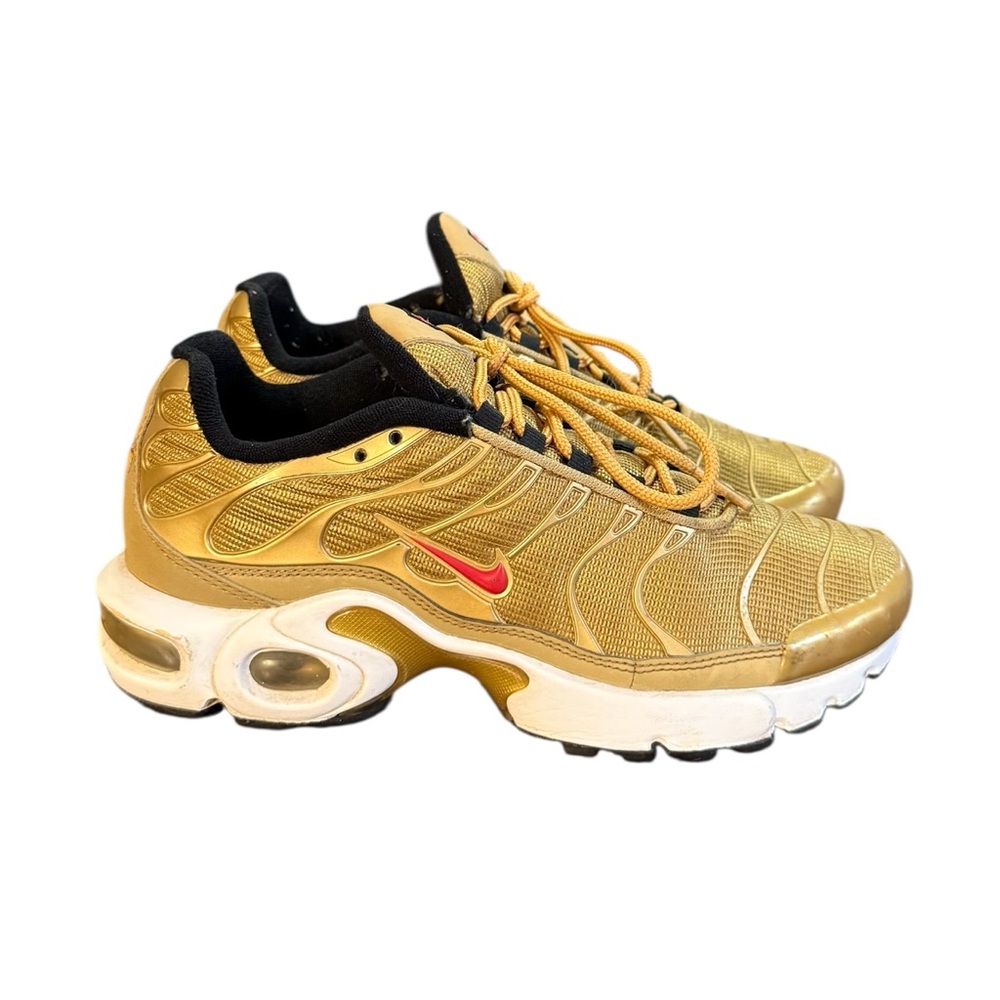 Nike Air Max Plus TN Metallic Gold Varsity Sneakers Youth Size 5.5